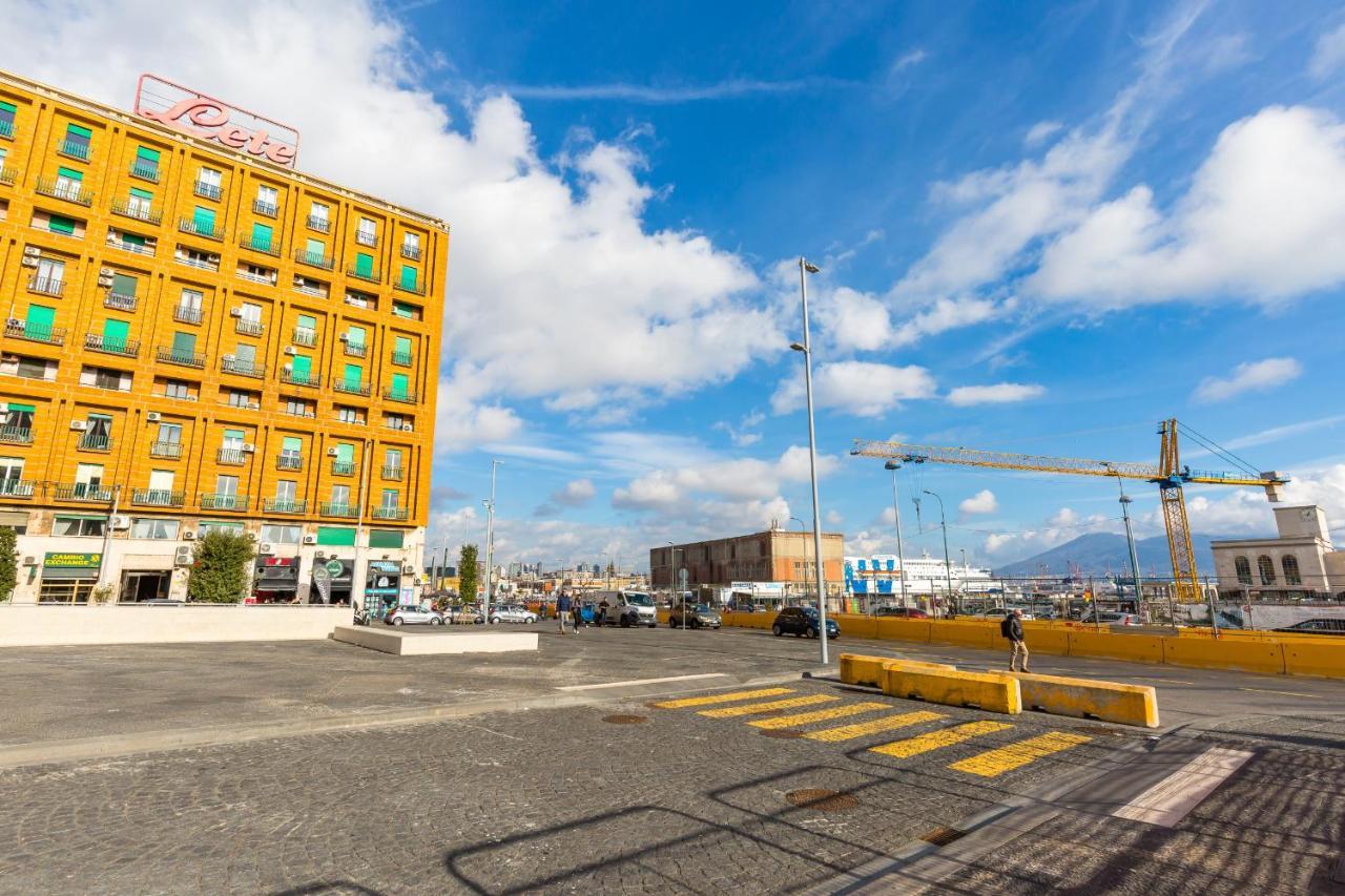 Piazza Municipio Apartments By Wonderful Italy Nápoles Exterior foto