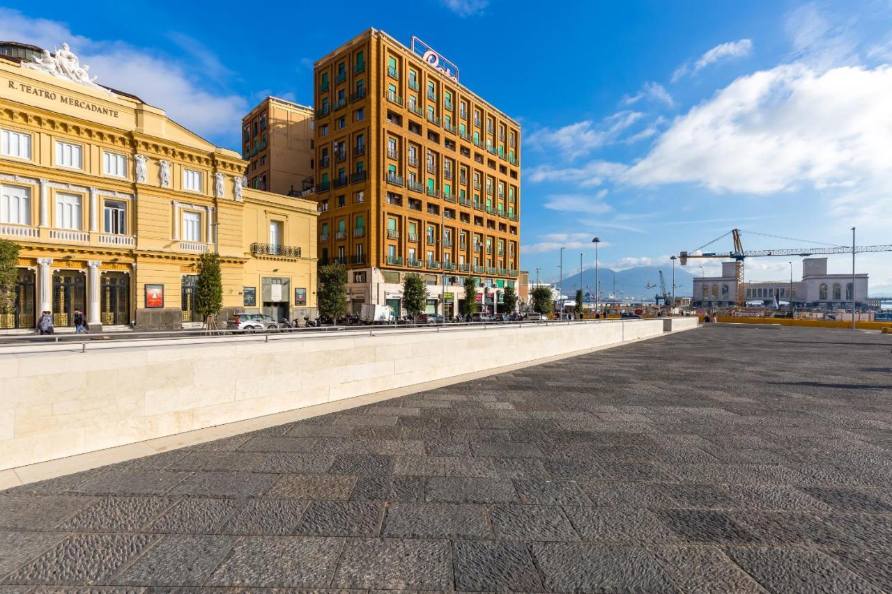 Piazza Municipio Apartments By Wonderful Italy Nápoles Exterior foto